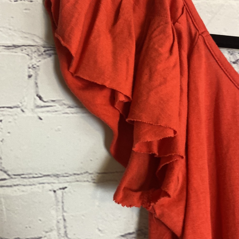 South Pole red ruffle sleeves, & gold t-shirt - Picture 4 of 6